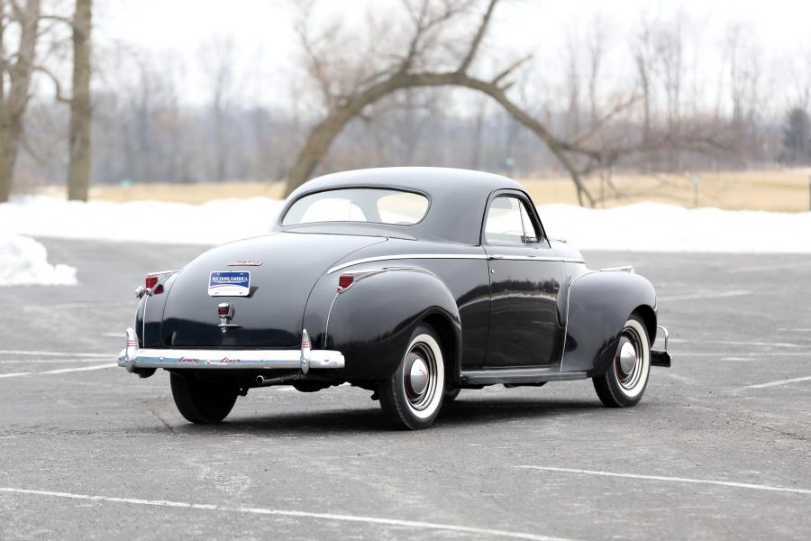  Dodge Series D19 Luxury Liner Deluxe Business Coupe 1941 года  (фото 2 из 8)